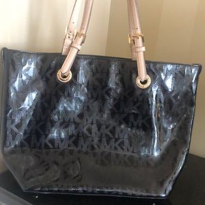 Michael Kors tote